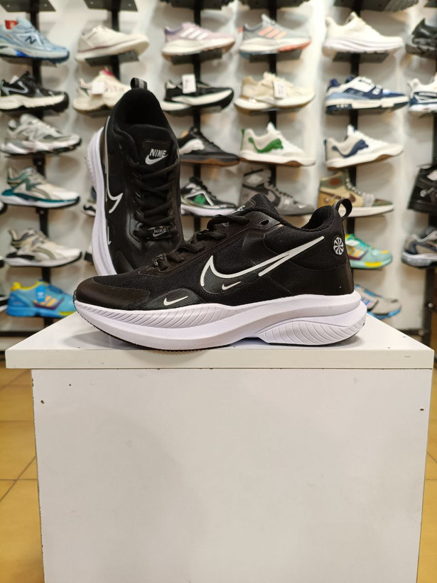 کفش نایک تنفسی برای ورزش